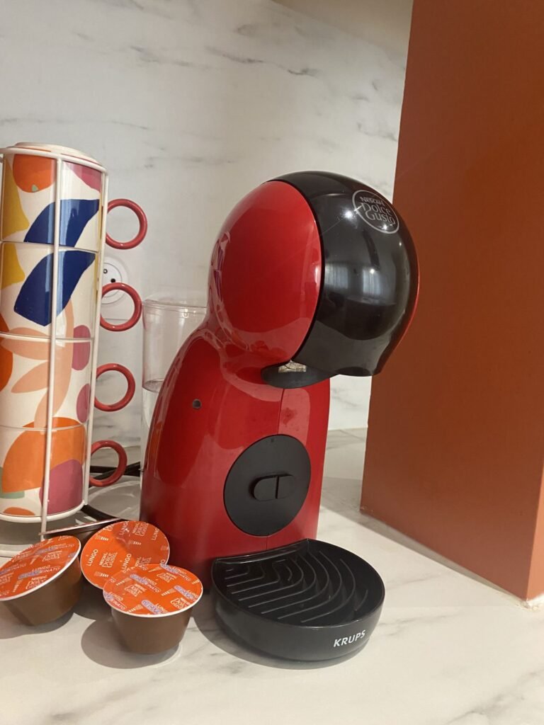 Cafetière Krups appartement Baudelaire Résidence Hyacinthe Lorient